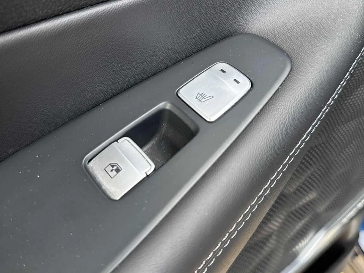 Hyundai Santa fe * Ultimate Calligraphy * CARFAX * ЦЕНА ДО БГ, снимка 14 - Автомобили и джипове - 54125628