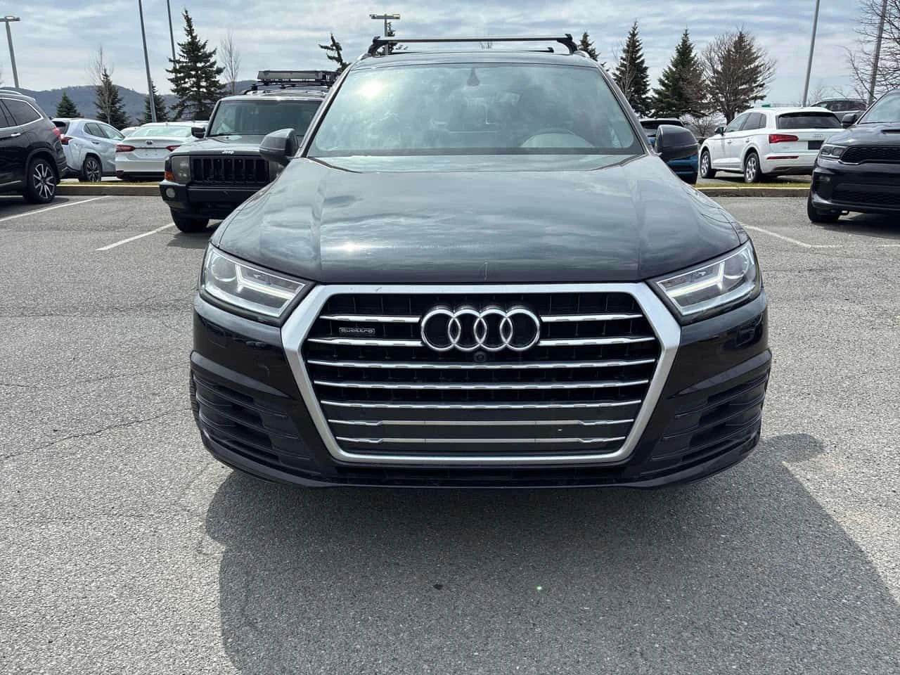 Audi Q7 Progressiv * ПОДГРЕВ * ОБДУХВАНЕ * 360 * ПАНОРАМА, снимка 2 - Автомобили и джипове - 54288735