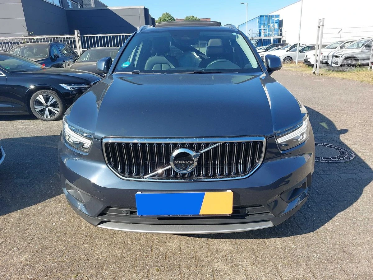 Volvo XC40 T5/топ оборудване-Inscription/ULTIMATE/Германия, снимка 4 - Автомобили и джипове - 54583743