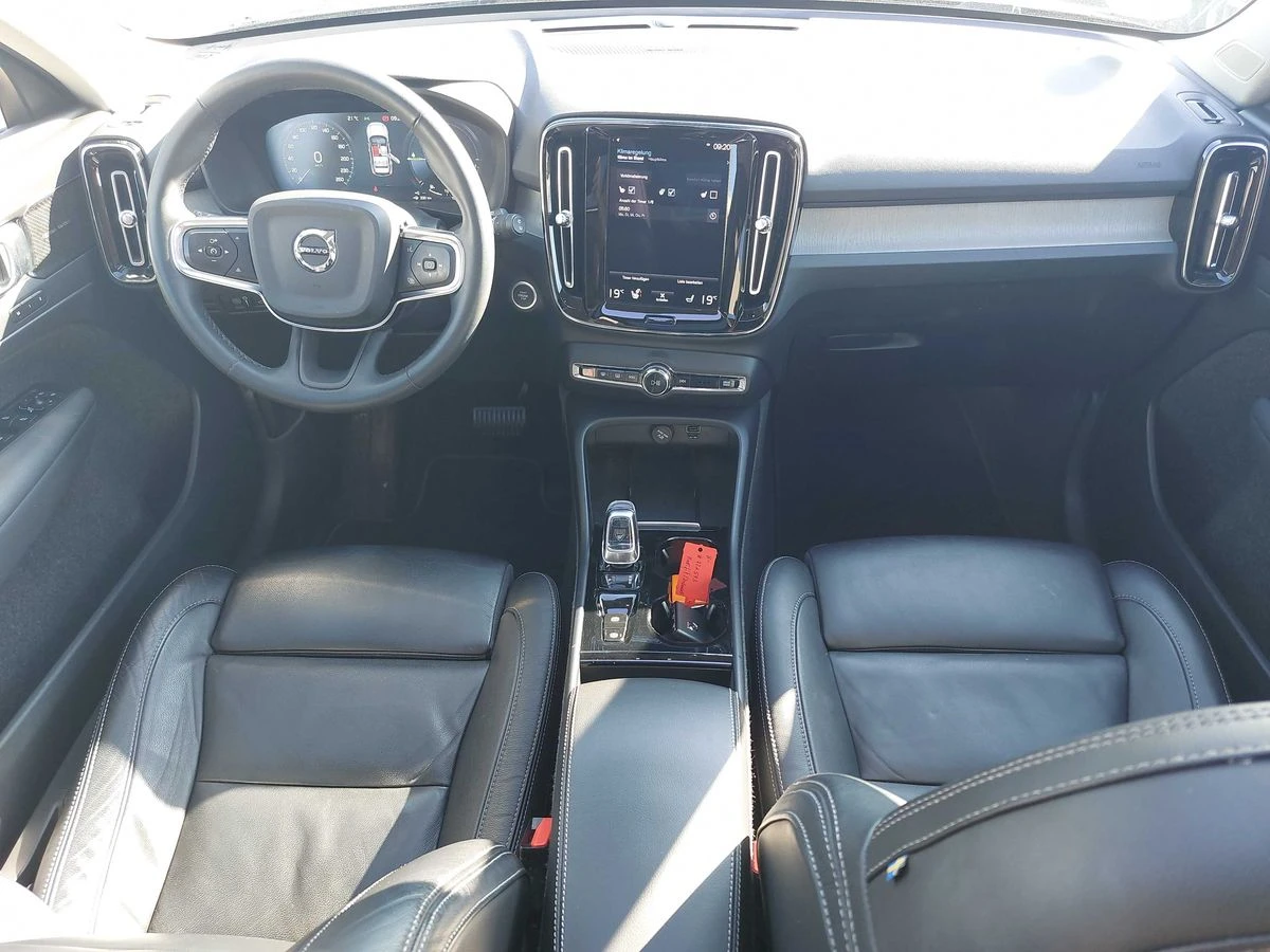 Volvo XC40 T5/топ оборудване-Inscription/ULTIMATE/Германия, снимка 8 - Автомобили и джипове - 54583743