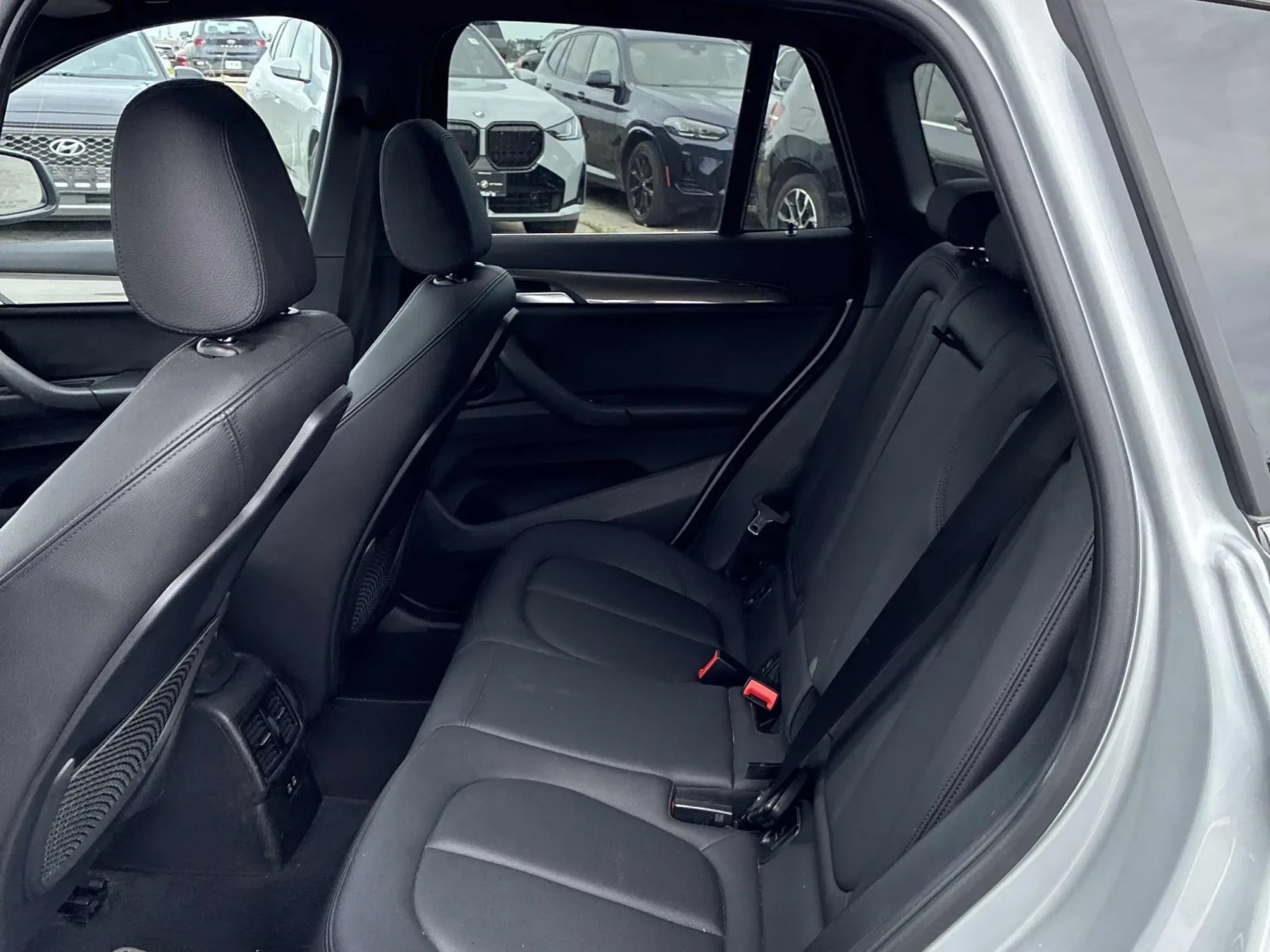 BMW X1 XDRIVE28I * CARFAX * АВТО КРЕДИТ * , снимка 11 - Автомобили и джипове - 55053513