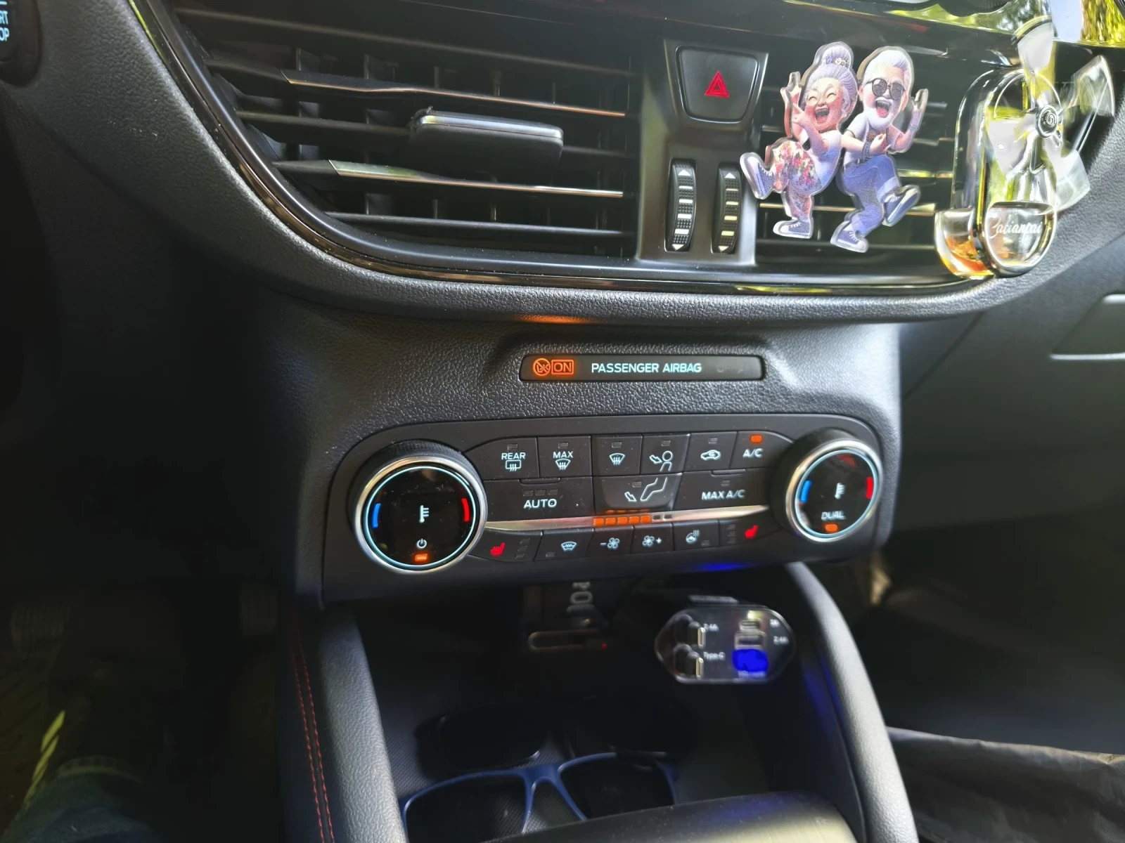 Ford Kuga хибрид ST-Line в гаранция, снимка 10 - Автомобили и джипове - 55397771