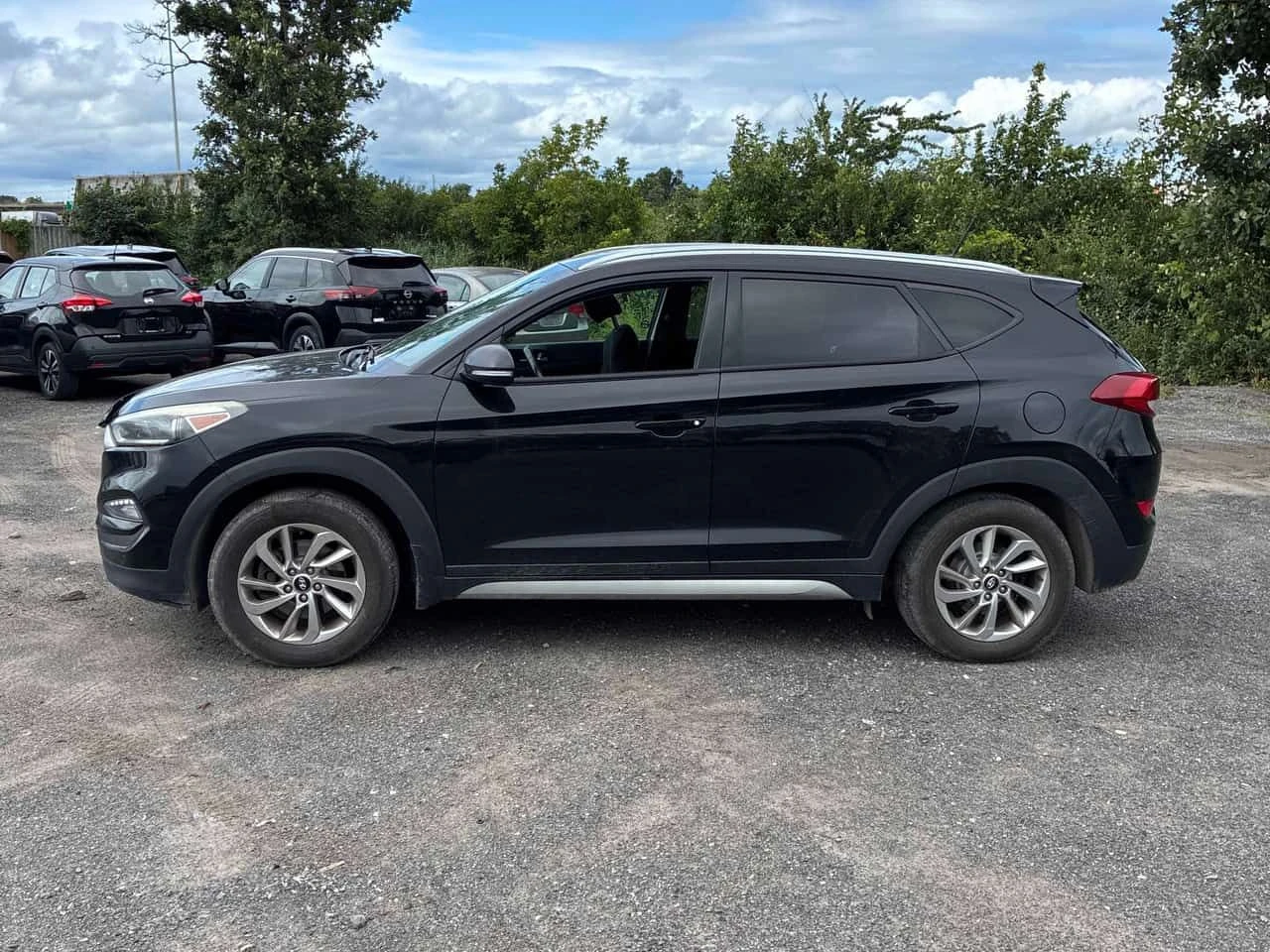 Hyundai Tucson * Premium * CARFAX * * АВТОКРЕДИТ БЕЗ ПЪРВОНАЧАЛНА, снимка 2 - Автомобили и джипове - 55414365