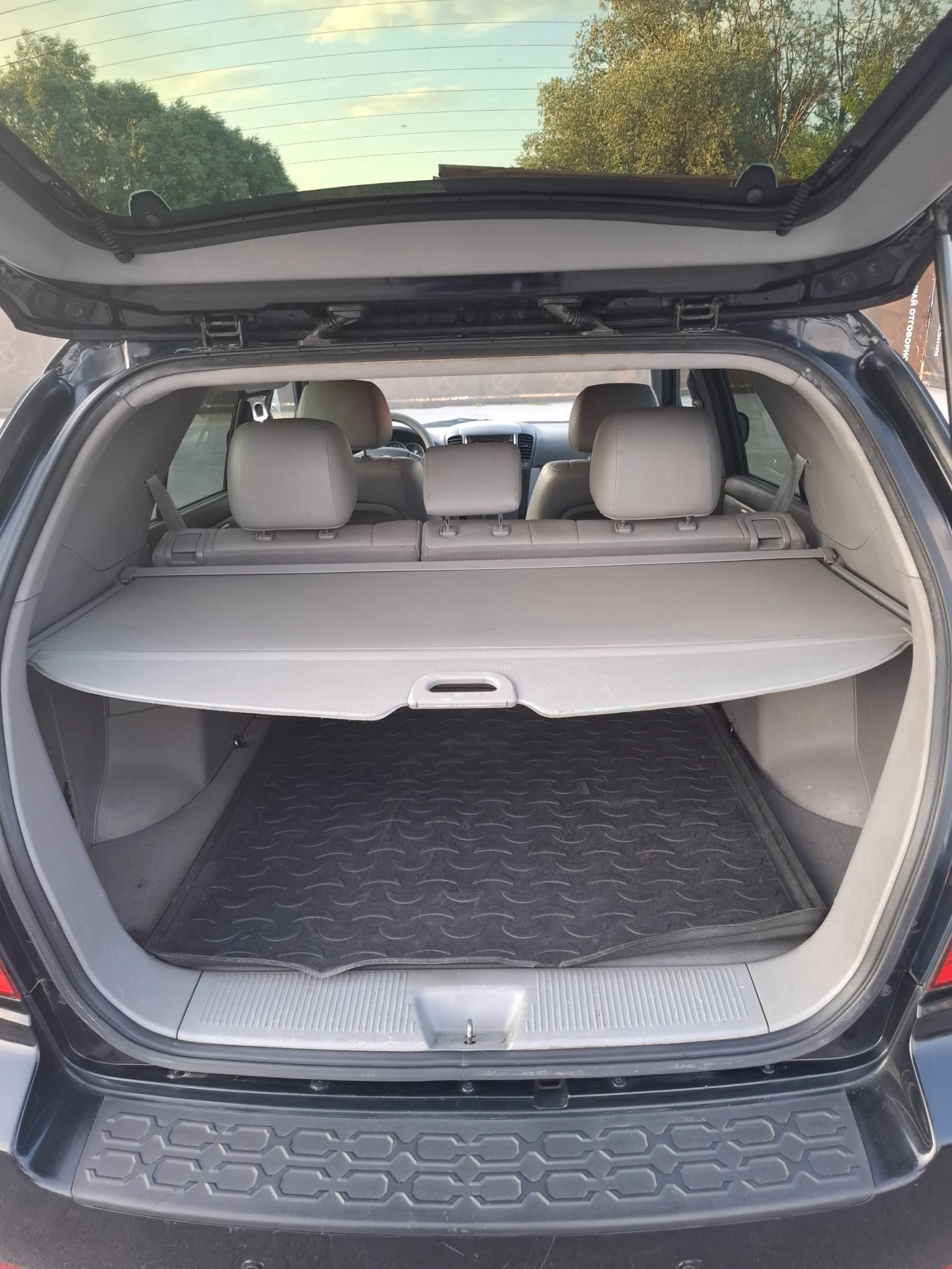 Kia Sorento 2.5CRDI 170к.с АВТОМАТИК 4Х4 , снимка 12 - Автомобили и джипове - 55436383