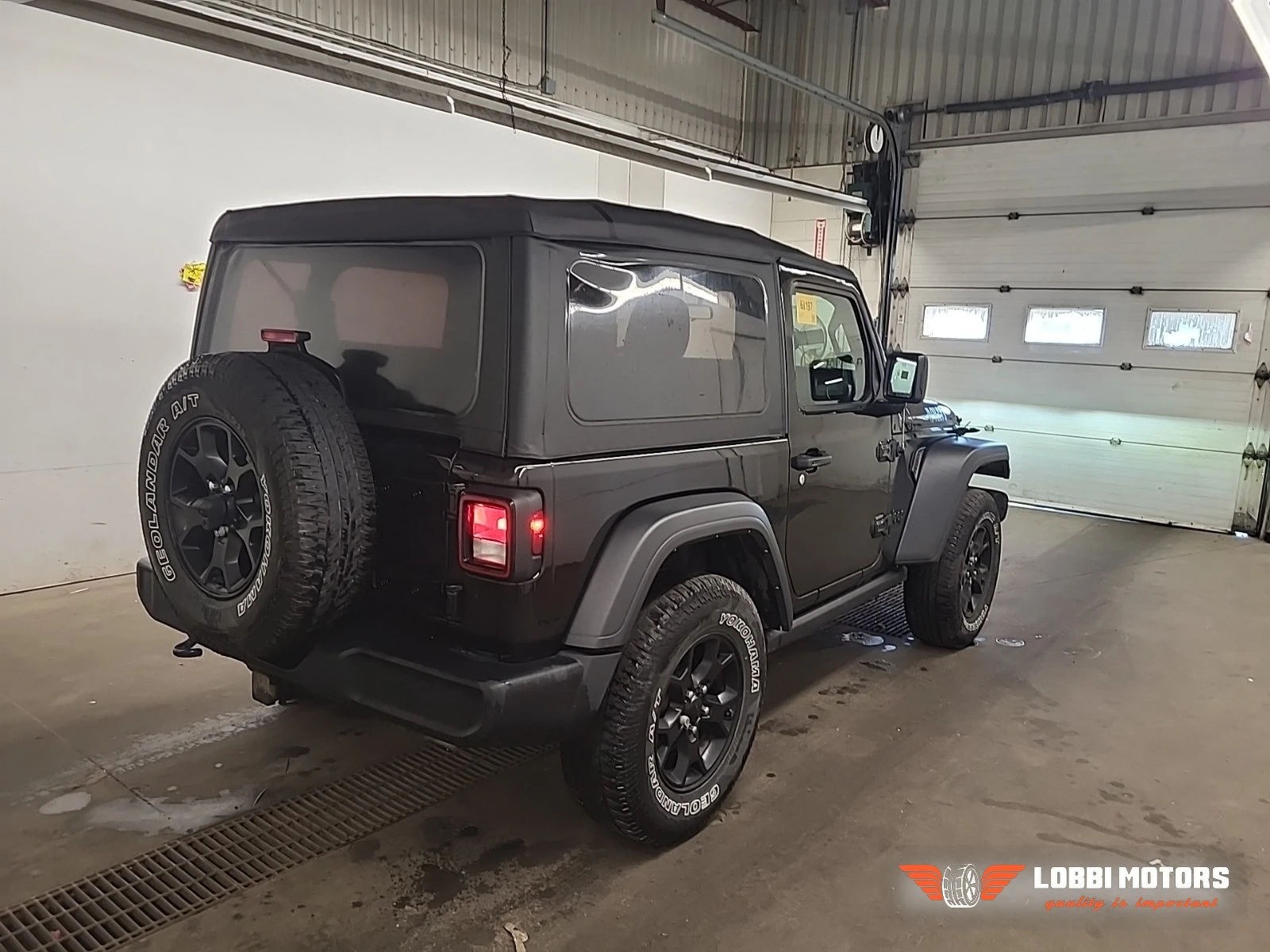 Jeep Wrangler, снимка 3 - Автомобили и джипове - 55928379