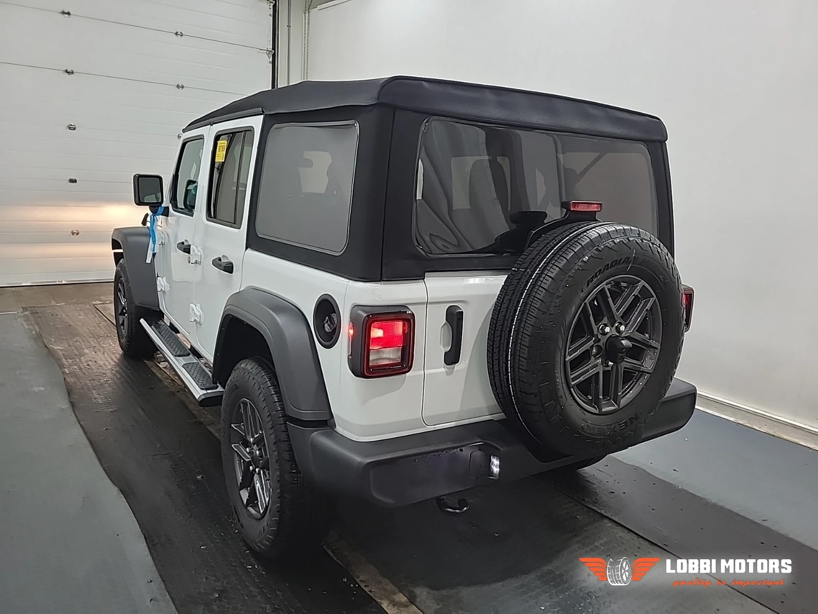 Jeep Wrangler, снимка 4 - Автомобили и джипове - 56069080