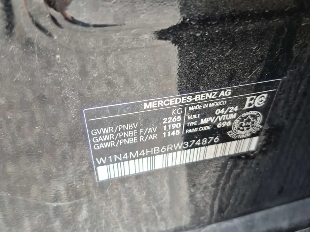 Mercedes-Benz GLB * 4MATIC * ACTIVE PARK ASSIST * BLIND SPOT * , снимка 14 - Автомобили и джипове - 56271354