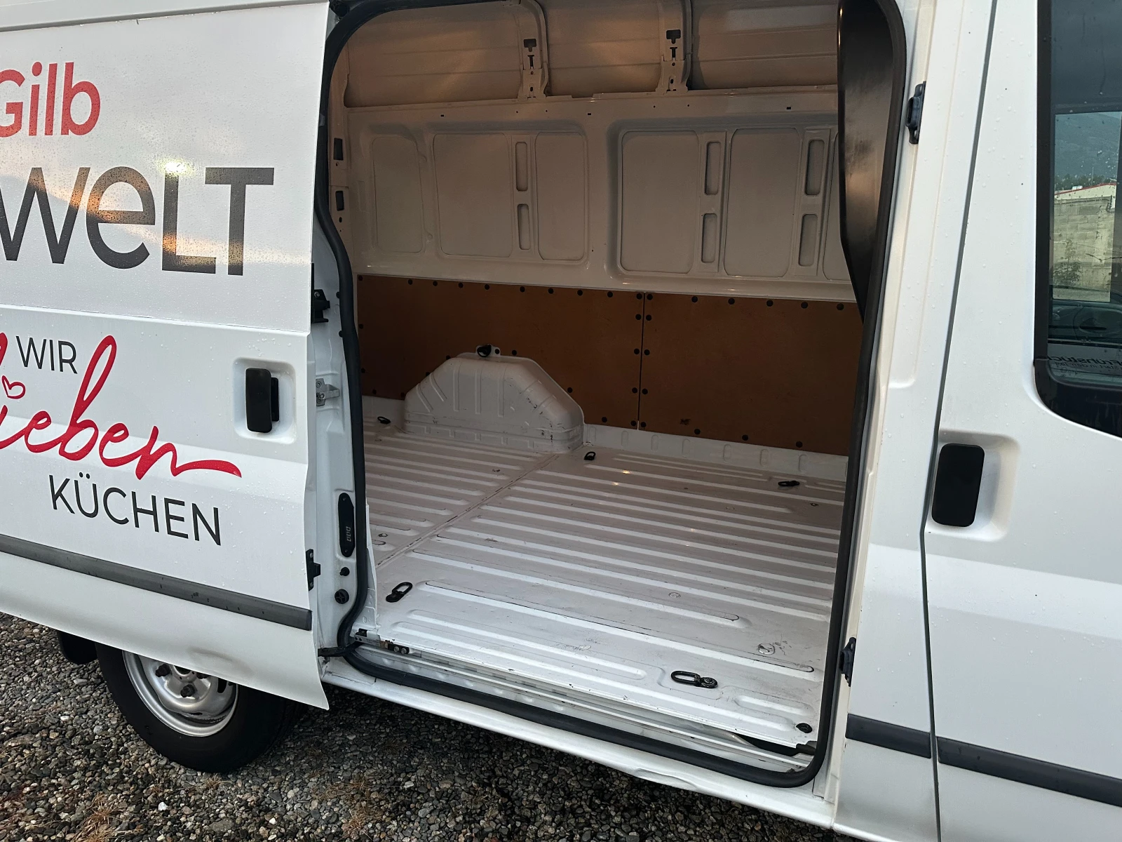 Ford Transit, снимка 8 - Бусове и автобуси - 55343209