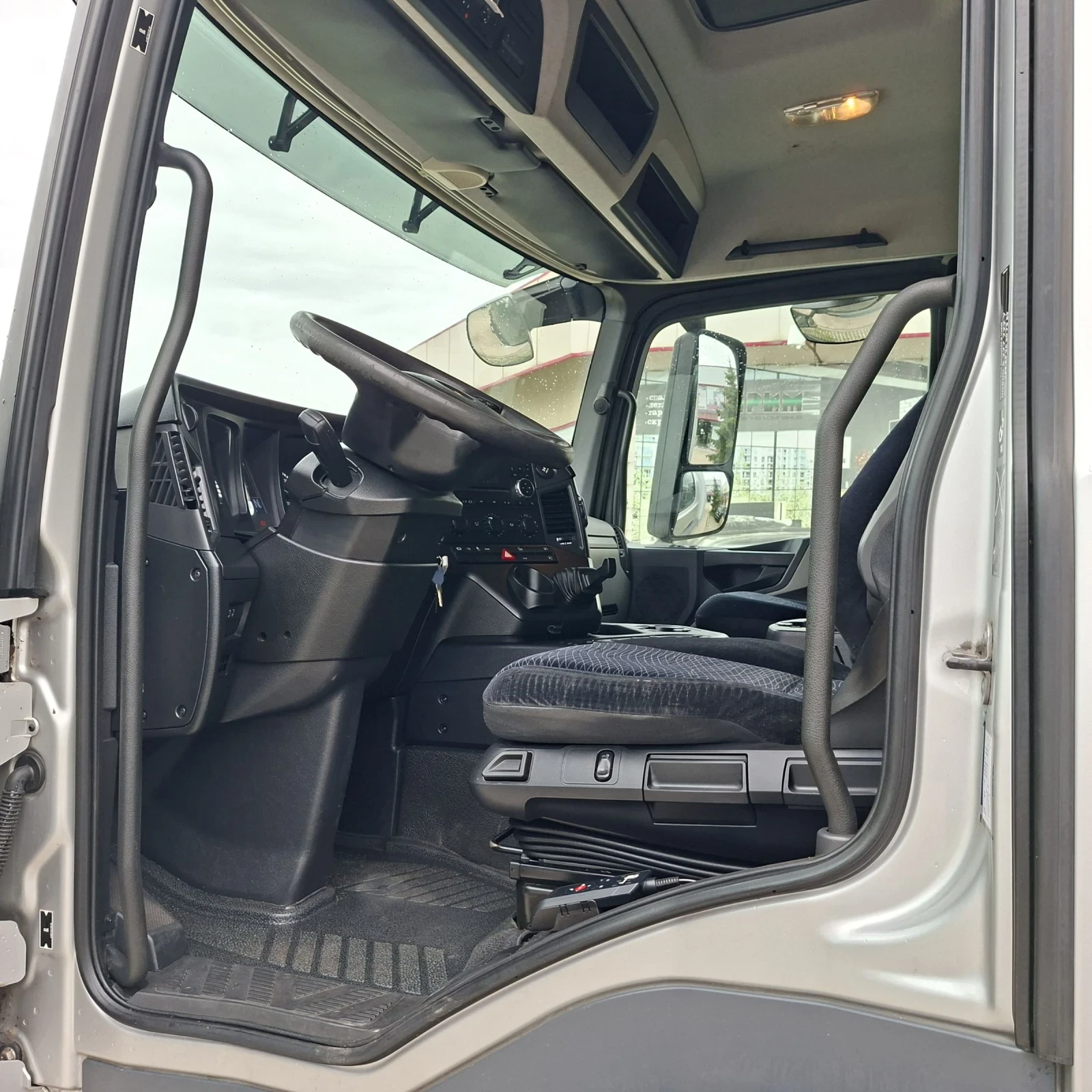 Mercedes-Benz Antos 1830 ХЛАДИЛЕН БОРД, снимка 7 - Камиони - 54311453
