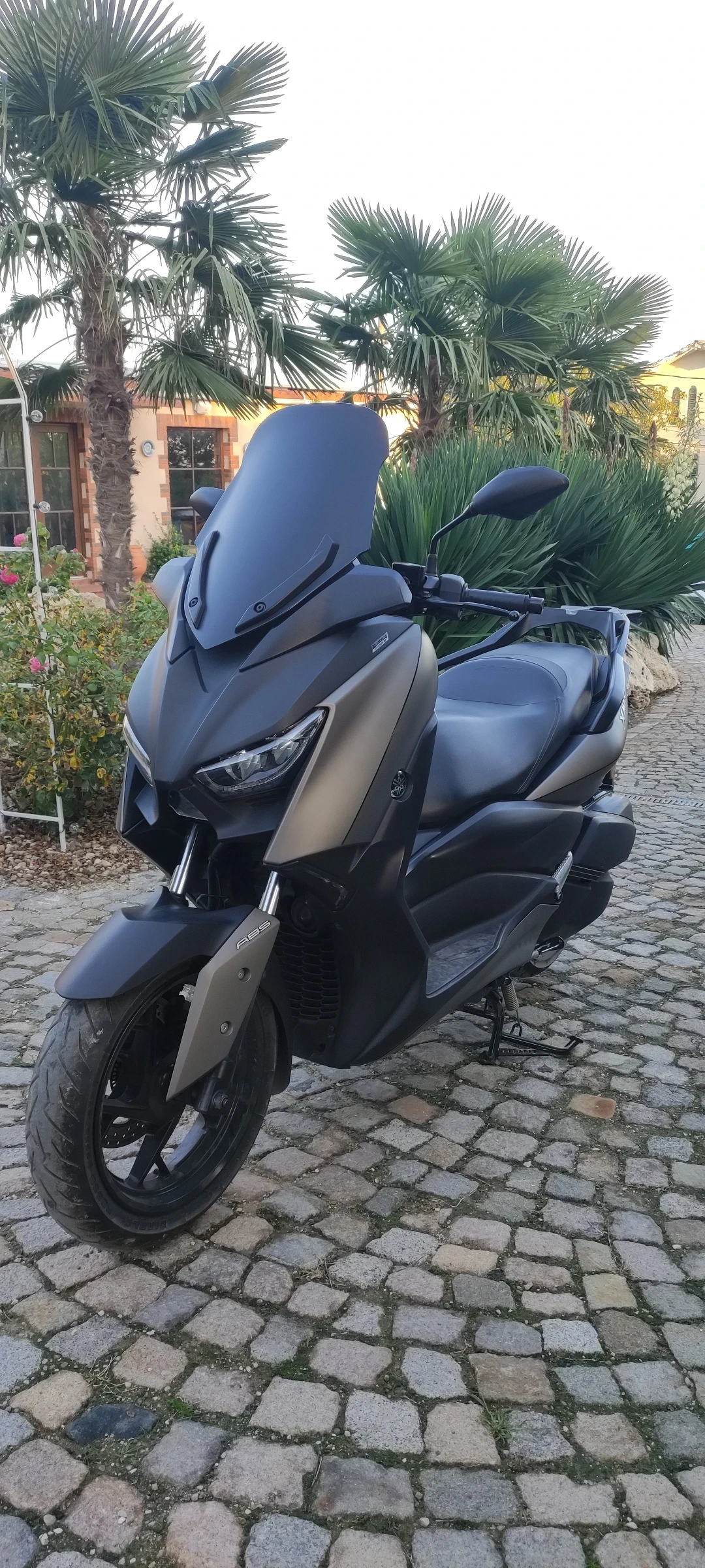 Yamaha X-max 300 ABS TC LED - изображение 5