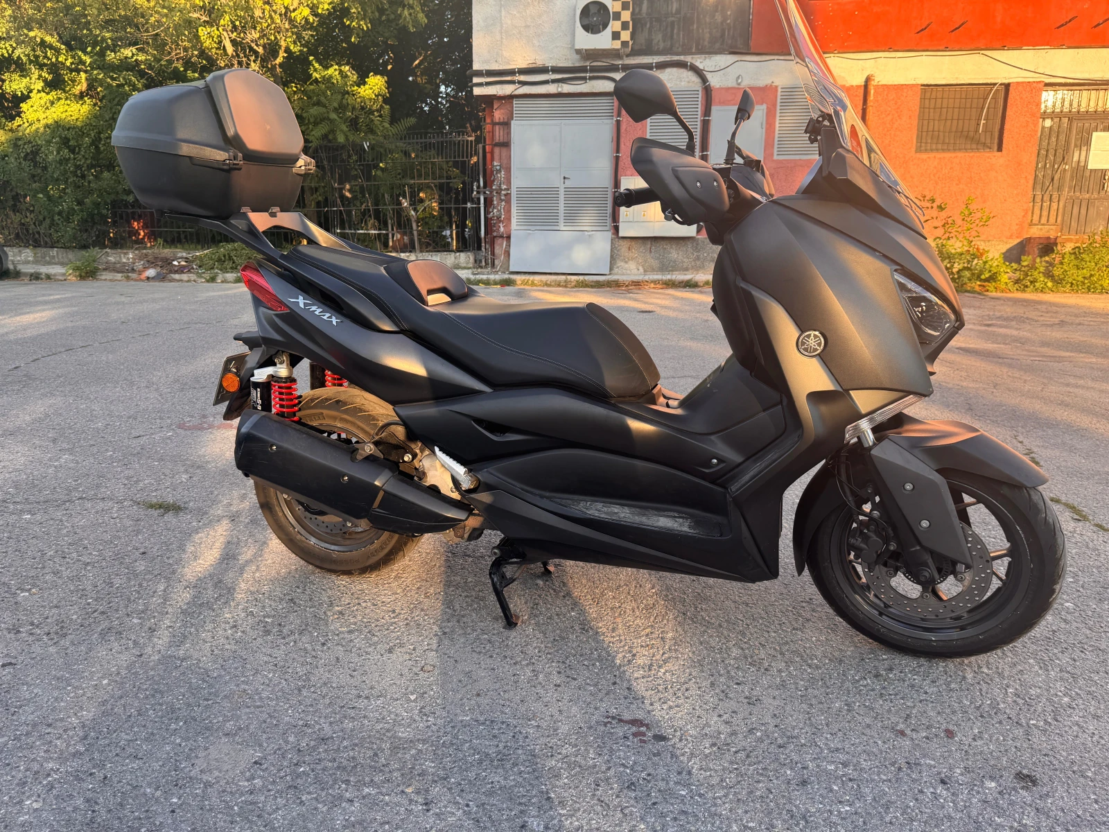 Yamaha X-max  - изображение 2