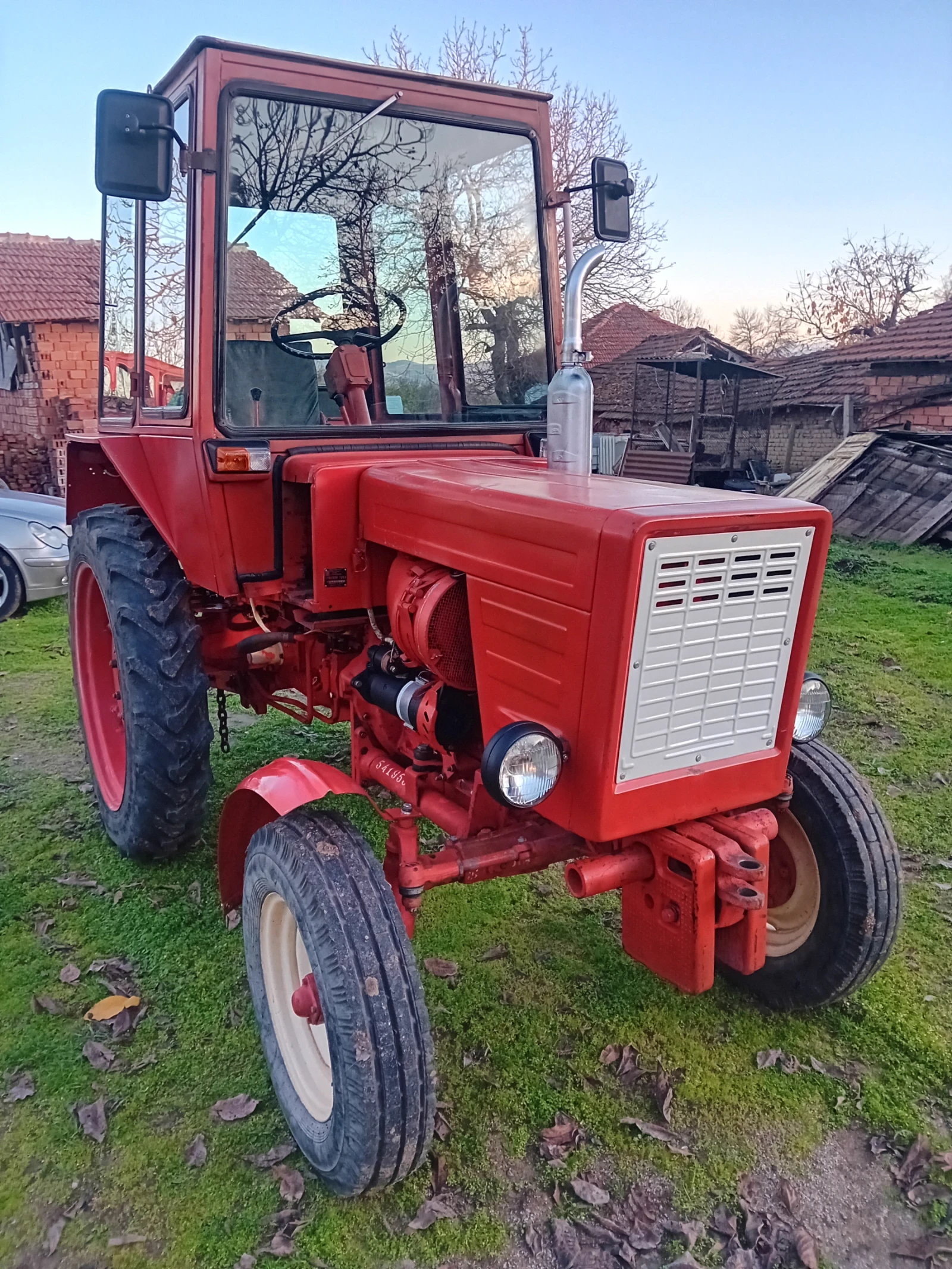 Трактор Владимировец Т25А, снимка 1