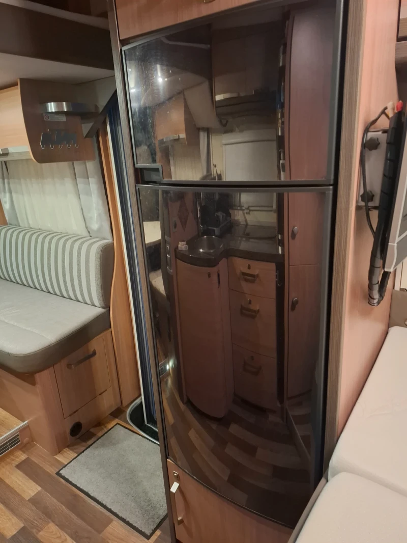 Кемпер Knaus KNAUS SKY WAVE 650 MF, снимка 14 - Каравани и кемпери - 51856000