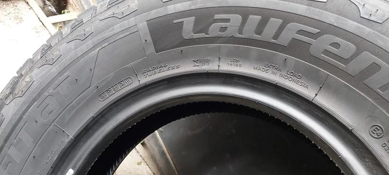 Гуми Всесезонни 235/75R15, снимка 8 - Гуми и джанти - 35148426