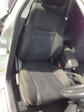 Toyota Avensis 2.0D4D 126. NAVI | Mobile.bg    9
