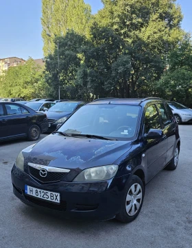 Mazda 2