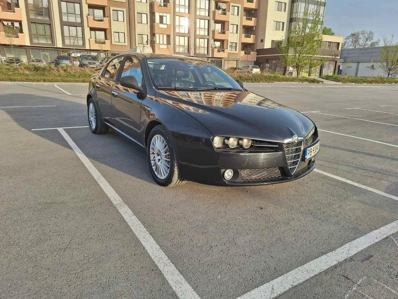 Alfa Romeo 159, снимка 1 - Автомобили и джипове - 47285372