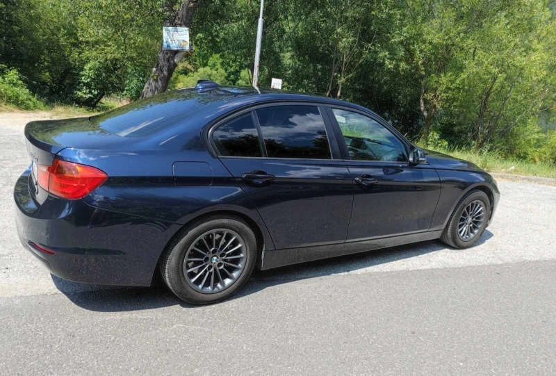 BMW 320, снимка 6 - Автомобили и джипове - 46613021