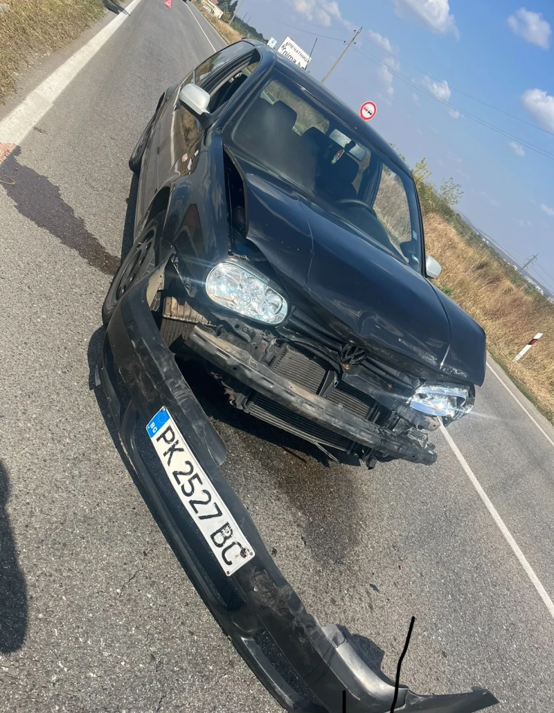 VW Golf, снимка 3 - Автомобили и джипове - 47905669