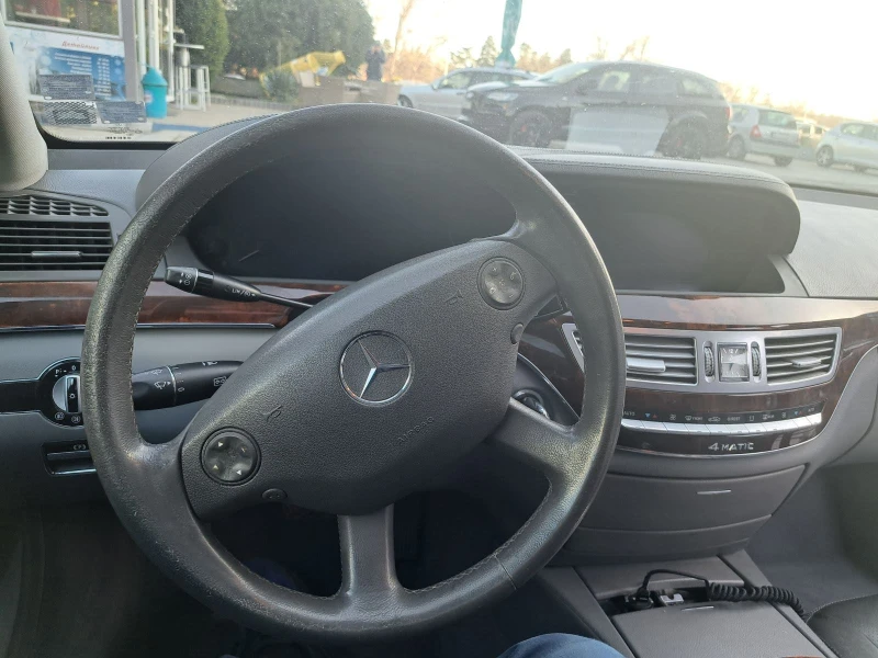 Mercedes-Benz S 320, снимка 14 - Автомобили и джипове - 48699806