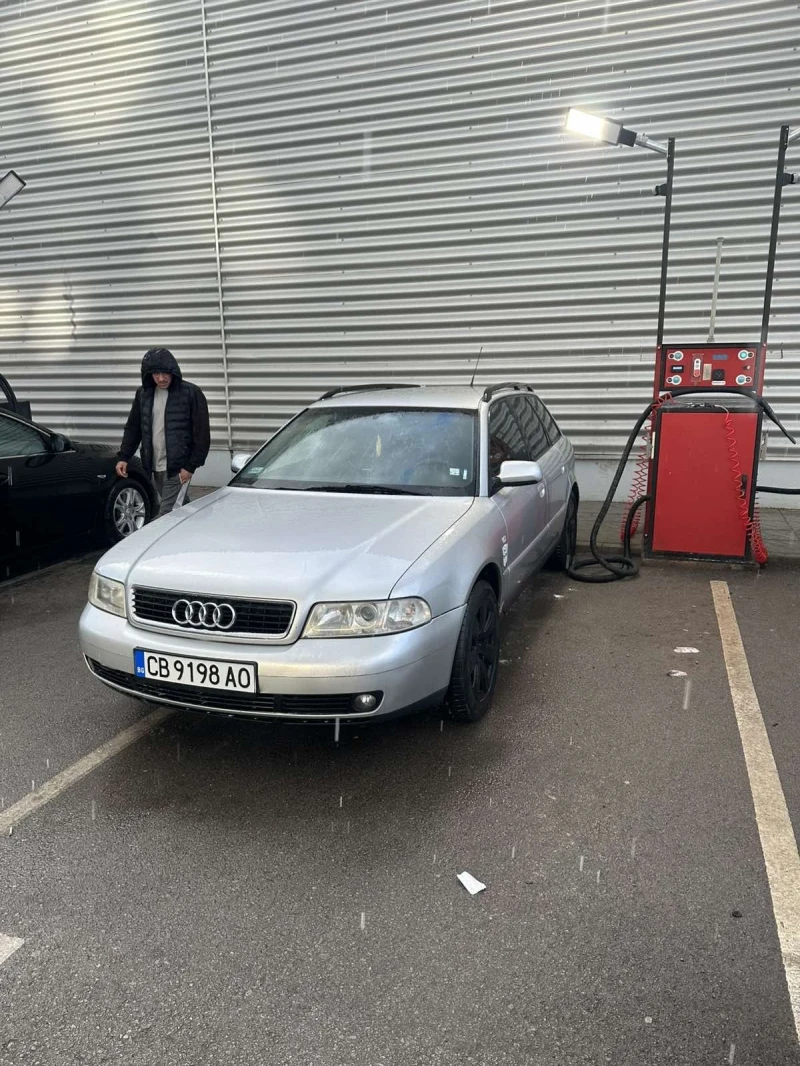 Audi A4, снимка 1 - Автомобили и джипове - 49544484