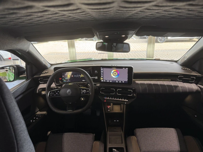 Renault 5 * DISTRONIC* H&K* LED* CAM* CARPLAY* , снимка 14 - Автомобили и джипове - 50315167