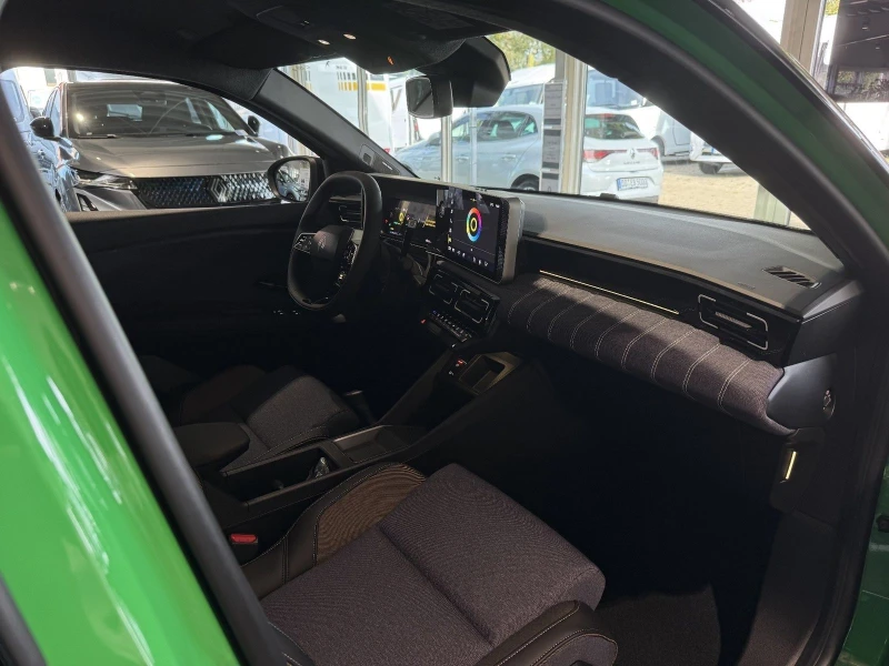 Renault 5 * DISTRONIC* H&K* LED* CAM* CARPLAY* , снимка 15 - Автомобили и джипове - 50315167