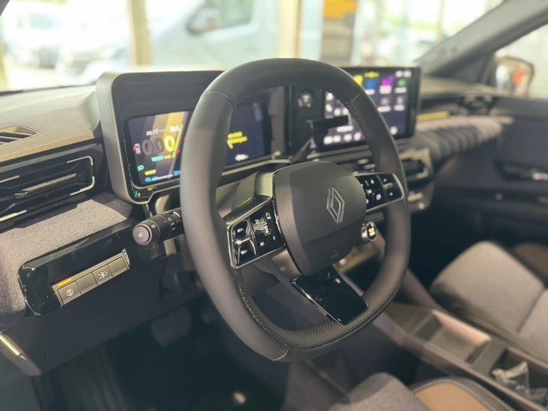 Renault 5 * DISTRONIC* H&K* LED* CAM* CARPLAY* , снимка 8 - Автомобили и джипове - 50315167