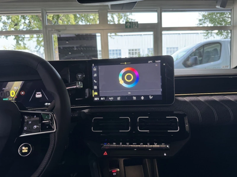 Renault 5 * DISTRONIC* H&K* LED* CAM* CARPLAY* , снимка 10 - Автомобили и джипове - 50315167