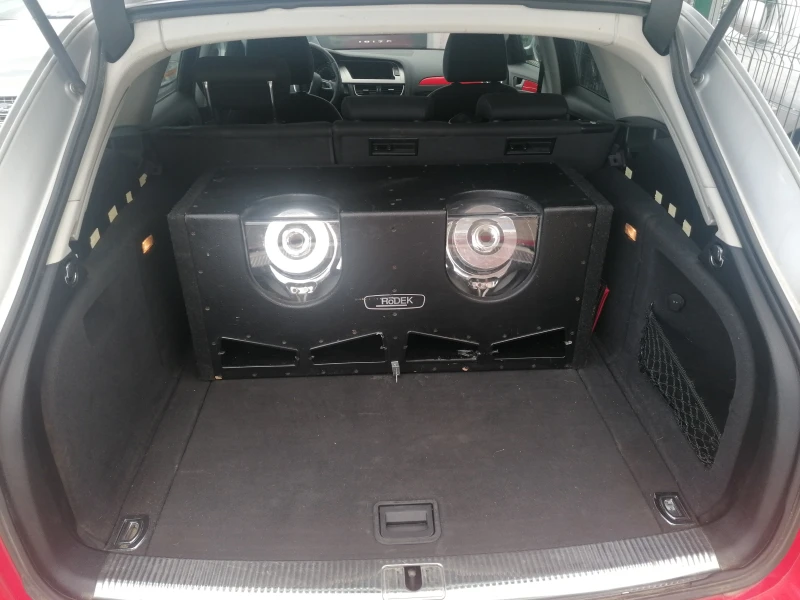 Audi A4 2.0 TDI, снимка 13 - Автомобили и джипове - 51353118