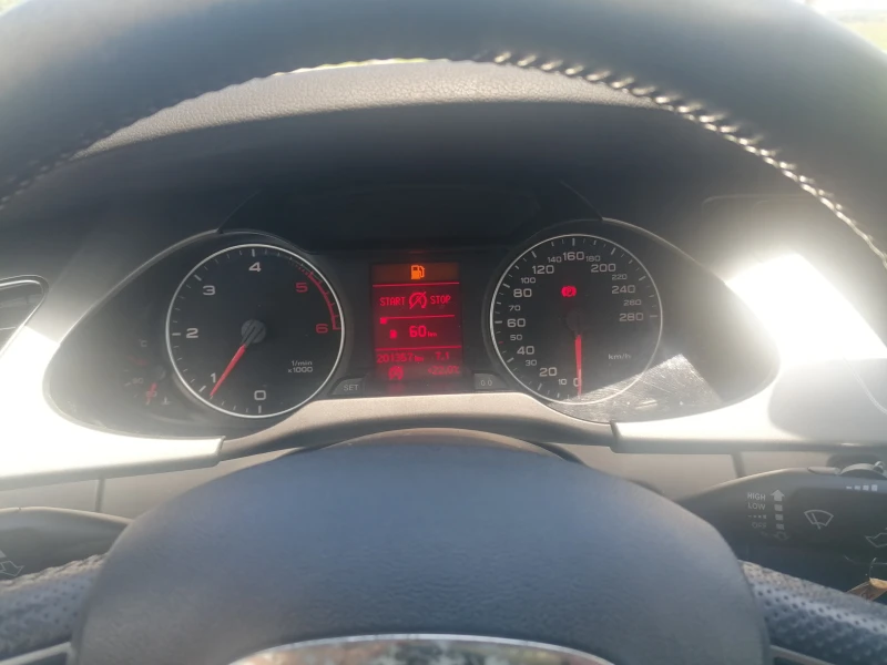 Audi A4 2.0 TDI, снимка 8 - Автомобили и джипове - 51353118