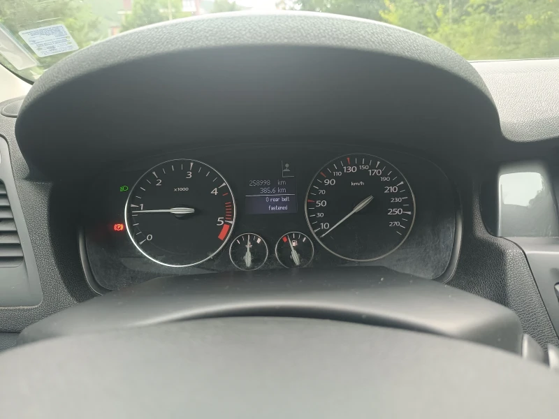 Renault Laguna 2.0 dci, 150 hp, снимка 6 - Автомобили и джипове - 52657239