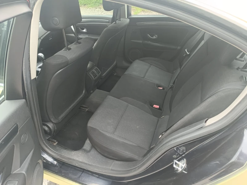 Renault Laguna 2.0 dci, 150 hp, снимка 10 - Автомобили и джипове - 52657239