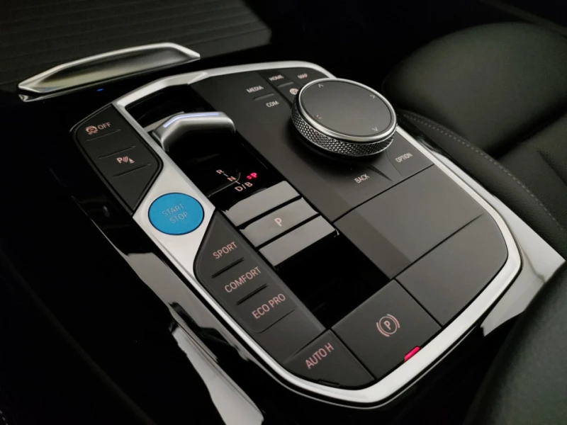 BMW iX3  Inspiring M Sport, снимка 11 - Автомобили и джипове - 51085802