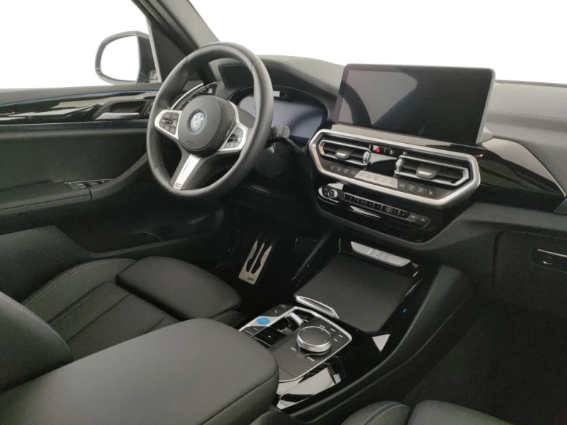 BMW iX3  Inspiring M Sport, снимка 9 - Автомобили и джипове - 51085802