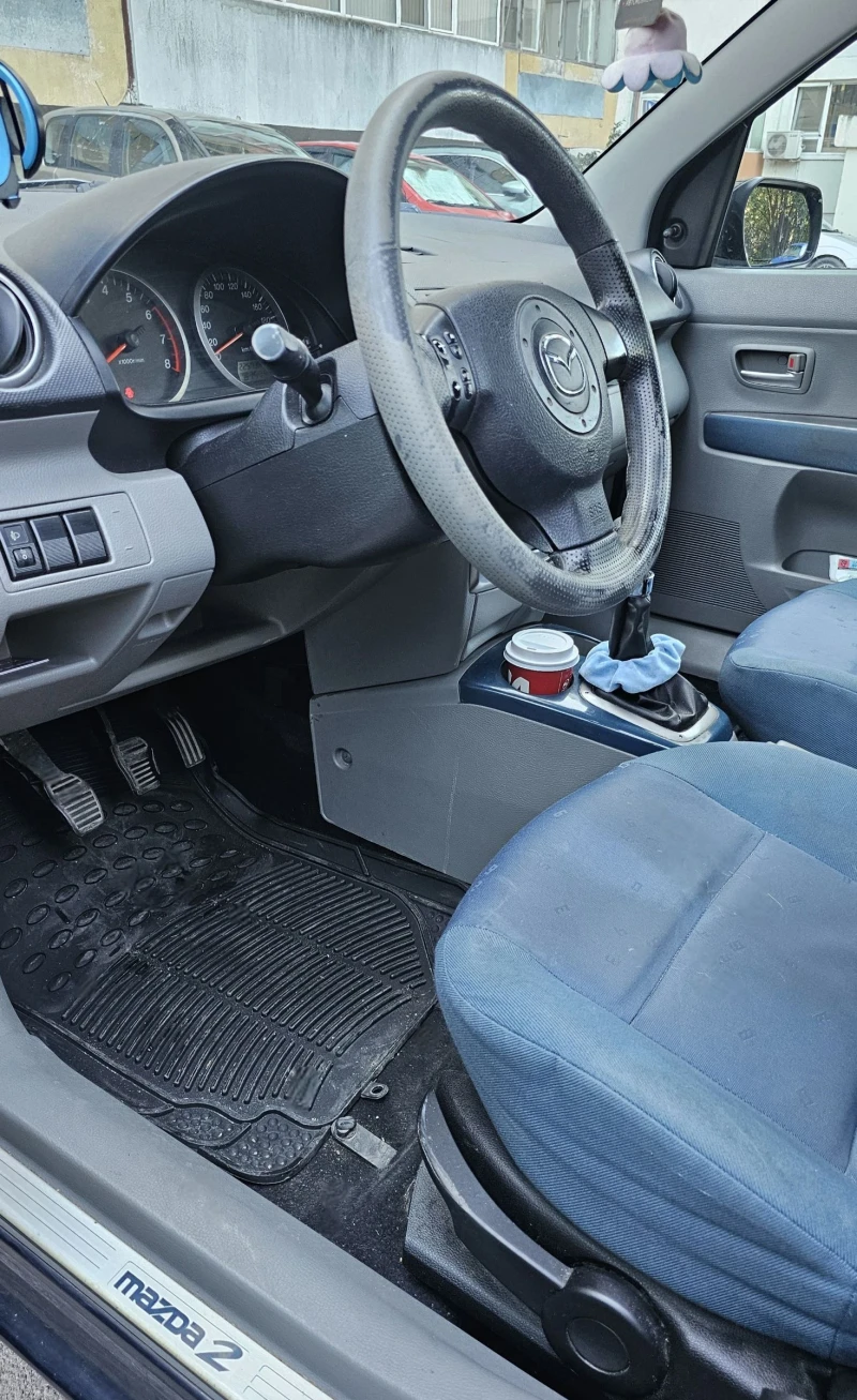 Mazda 2, снимка 8 - Автомобили и джипове - 52449148
