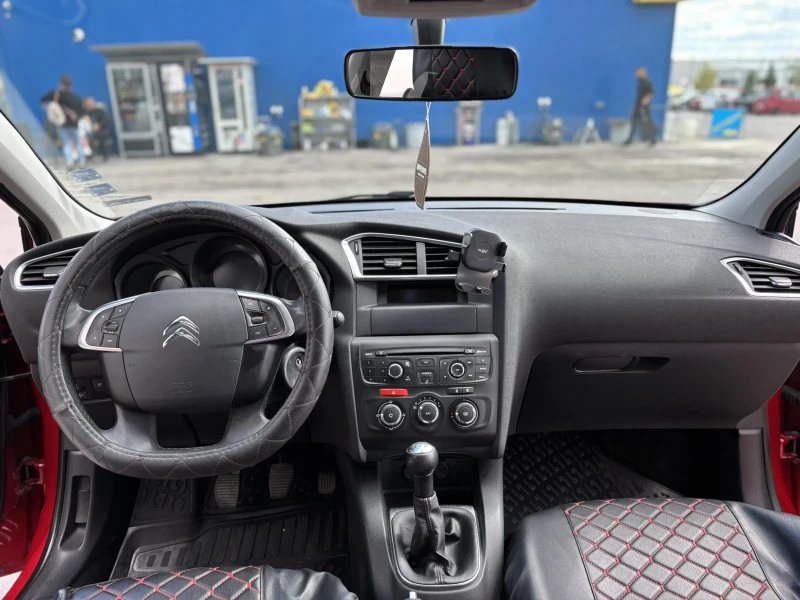 Citroen C4, снимка 8 - Автомобили и джипове - 51867276