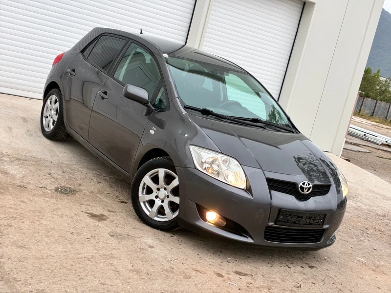 Toyota Auris 1.4 D-4D 90кс, снимка 3 - Автомобили и джипове - 51888079