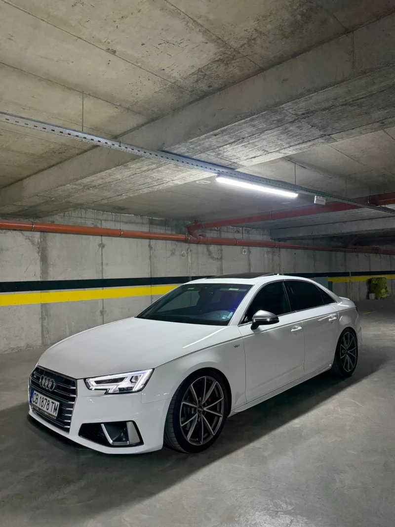 Audi S4 3.0 TFSI, снимка 3 - Автомобили и джипове - 52160869