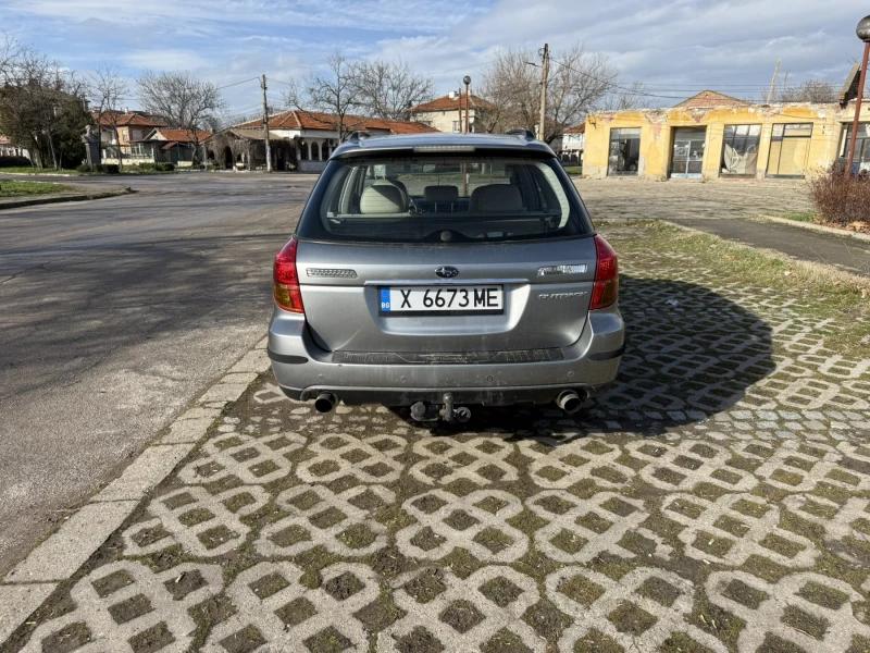 Subaru Outback 3.0 H6, снимка 2 - Автомобили и джипове - 52643951