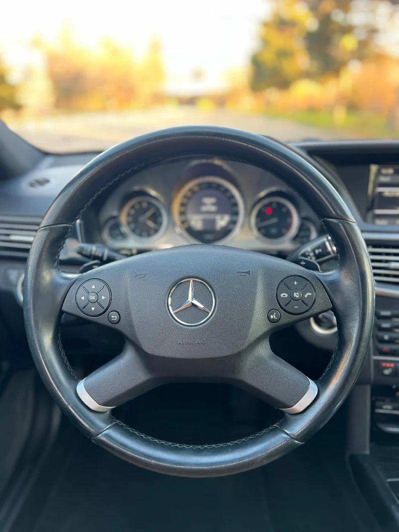 Mercedes-Benz E 350 ДИСТРОНИК/ПОДГРЕВ/ОБДУХВАНЕ/ЛЮК/МЪРТВА ТОЧКА, снимка 14 - Автомобили и джипове - 52794266