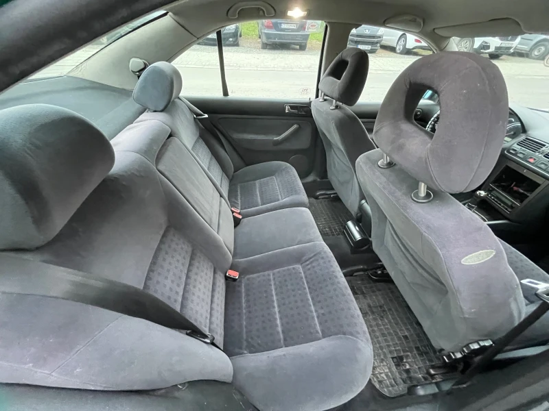 VW Bora, снимка 11 - Автомобили и джипове - 53023625