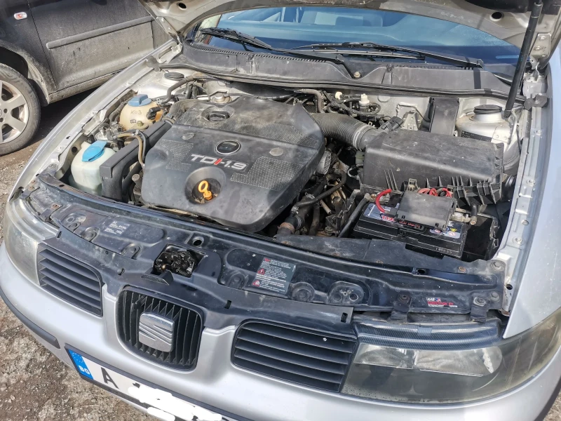Seat Leon 1.9 TDI, 90к.с, снимка 5 - Автомобили и джипове - 53474848