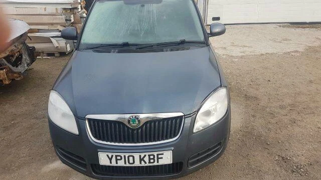 Skoda Fabia 1.9TDI BSW, снимка 1 - Автомобили и джипове - 42072341