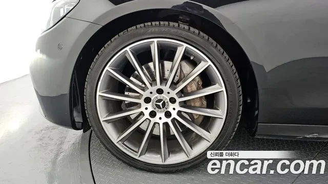 Mercedes-Benz E 350 4MATIC AMG Line, снимка 13 - Автомобили и джипове - 54459361