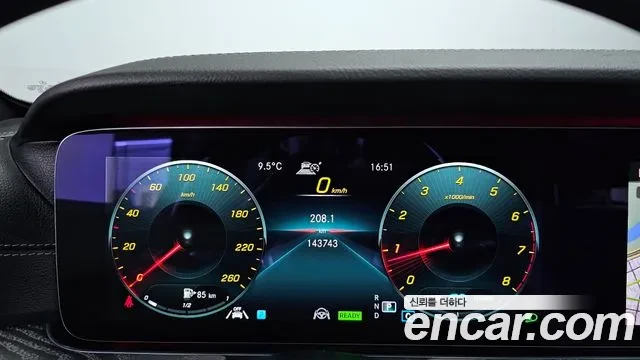 Mercedes-Benz E 350 4MATIC AMG Line, снимка 7 - Автомобили и джипове - 54459361
