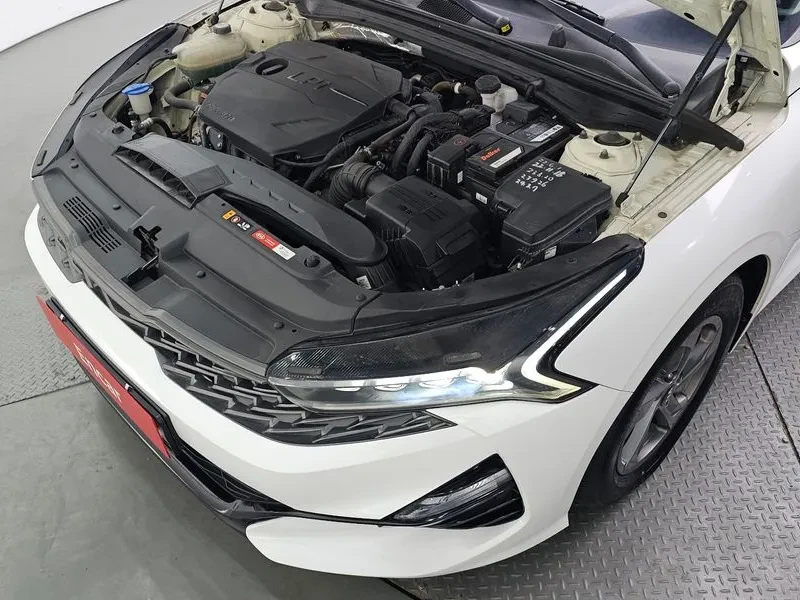 Kia K5 2.0 Lpi Standard, снимка 6 - Автомобили и джипове - 55739395