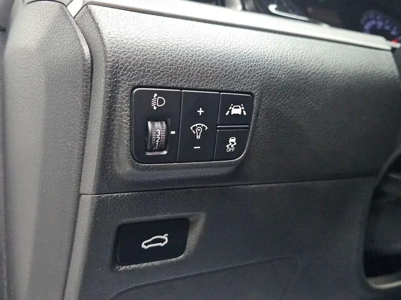 Kia K5 2.0 Lpi Standard, снимка 14 - Автомобили и джипове - 55739395