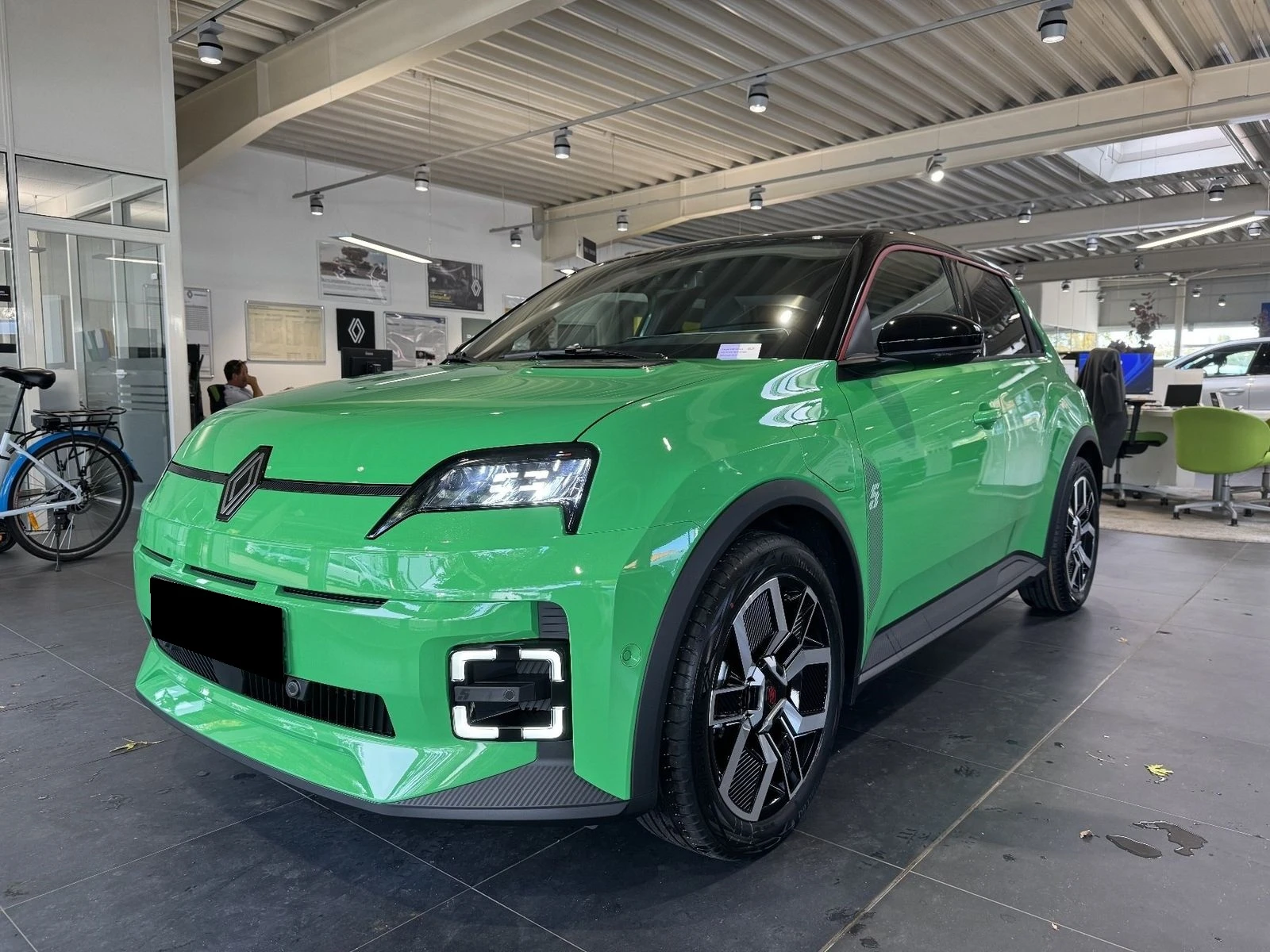 Renault 5 * DISTRONIC* H&K* LED* CAM* CARPLAY* , снимка 1