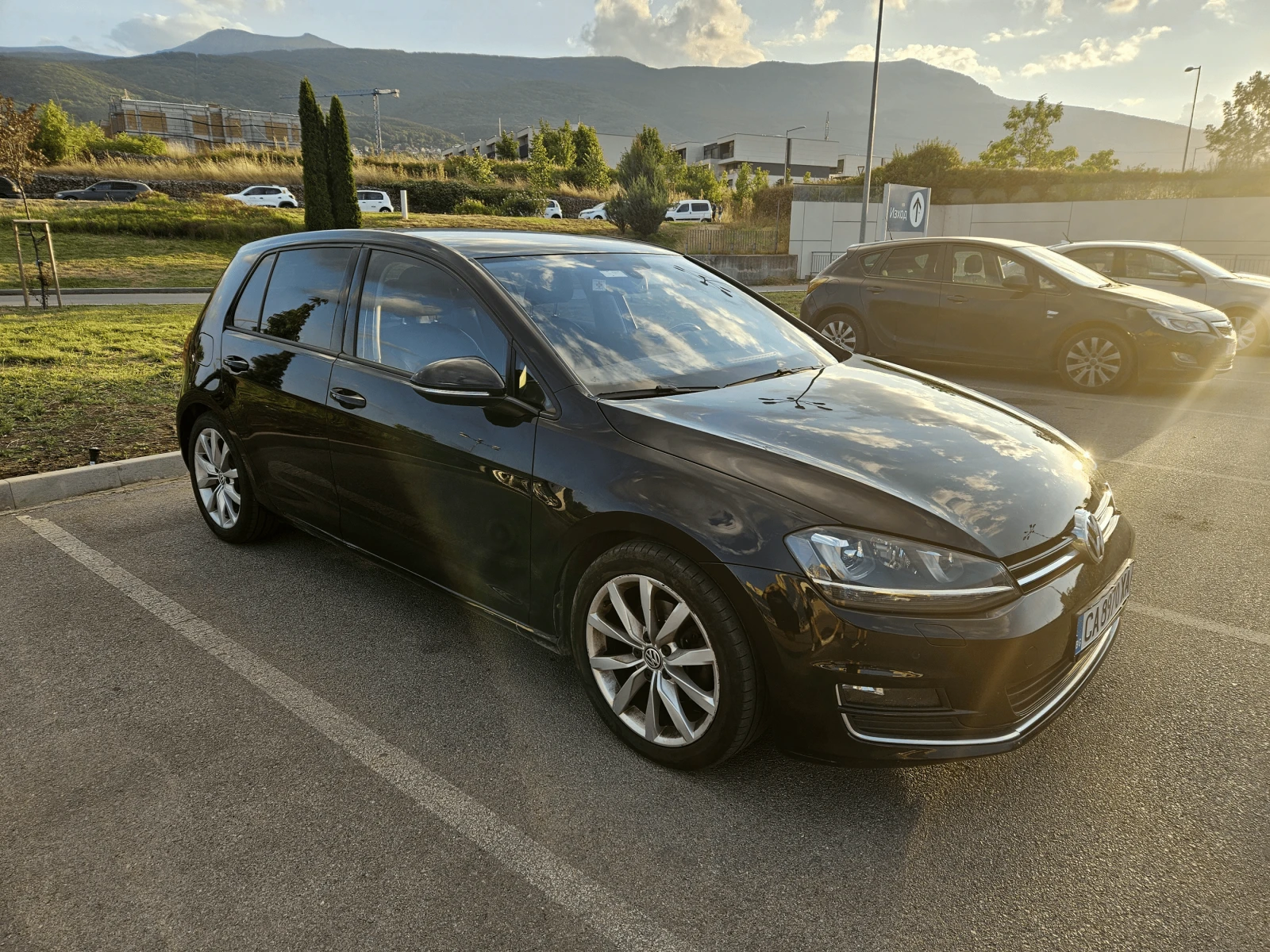 VW Golf 2.0TDI HIGHLINE DSG - изображение 2